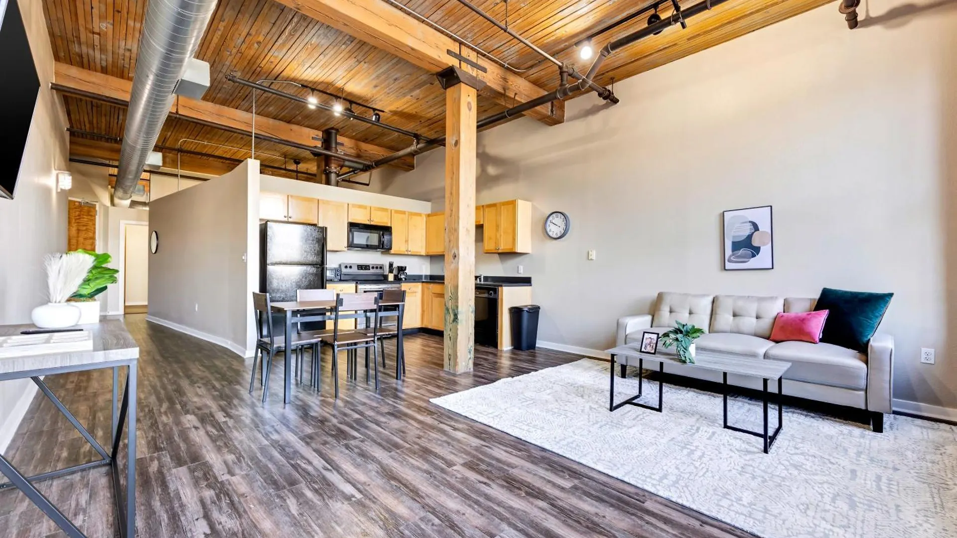 Lafayette 223 I Corporate Modern 1Bd Apartment Saint Louis United States