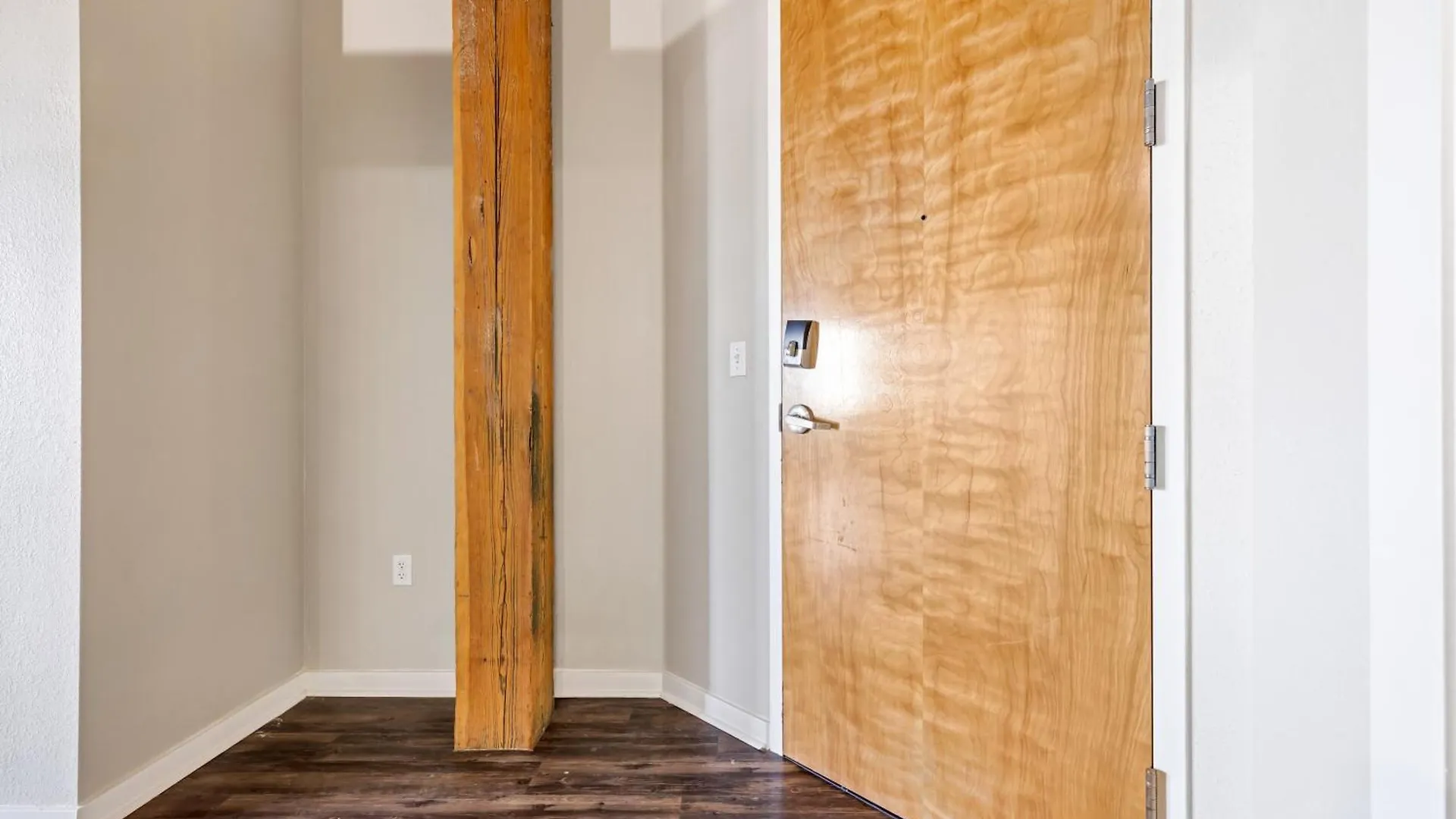 Lafayette 223 I Corporate Modern 1Bd Apartment Saint Louis 0*,  United States